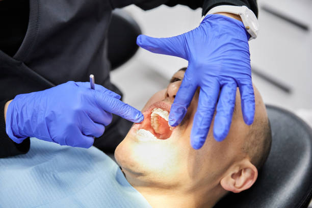 Best Emergency Tooth Extraction  in Downs, IL
